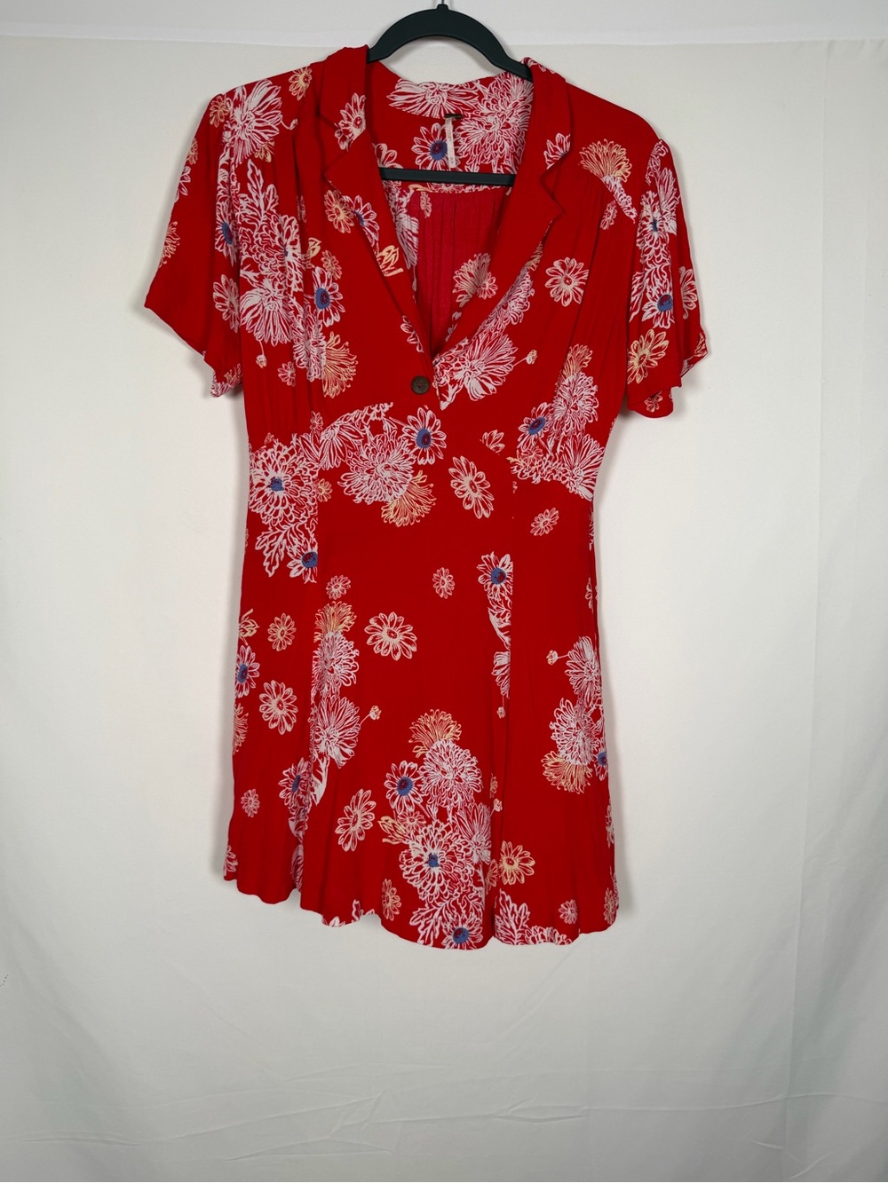 Free People Red Hawaii Floral V-Neck Babydoll Mini Dress